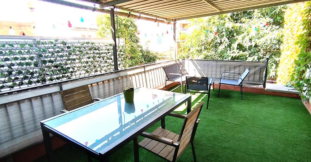 Apartamento Entero Con Terraza En El Centro De Rubí Exteriör bild